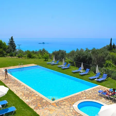 Studio Ideal For An Escape With Swimming Pool On Beach Pelekas